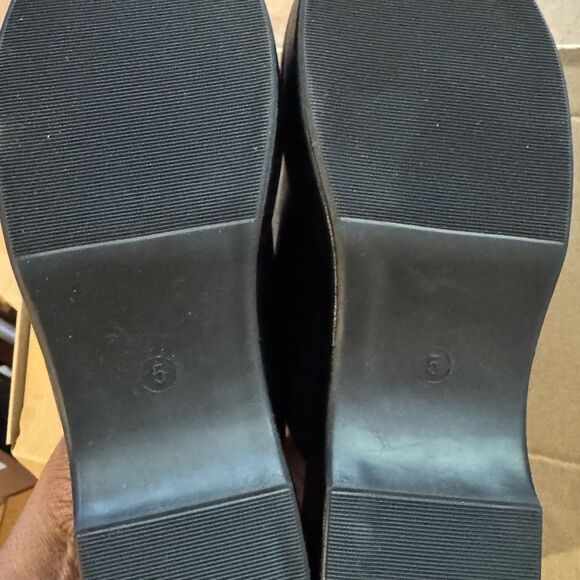 Amazon Essentials Women's Slip On Clog Size 5 - Picture 4 of 6